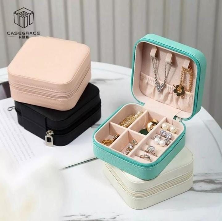 Mini Portable Leather Jwelley Organiser